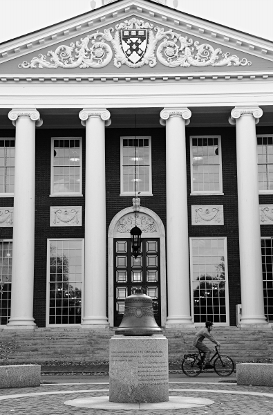 還在糾結(jié)選哪個(gè)學(xué)校？ 美國(guó)最有價(jià)值大學(xué)出爐